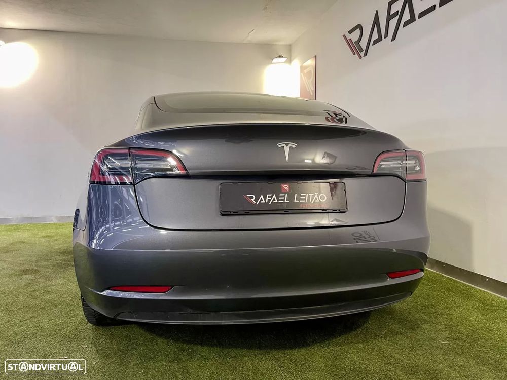 Tesla Model 3 Tração Traseira - 10