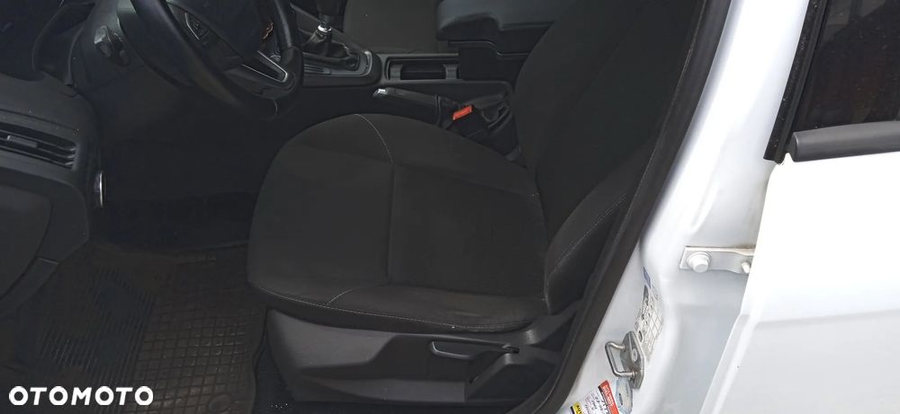 Ford Focus 1.6 TDCi Trend - 21