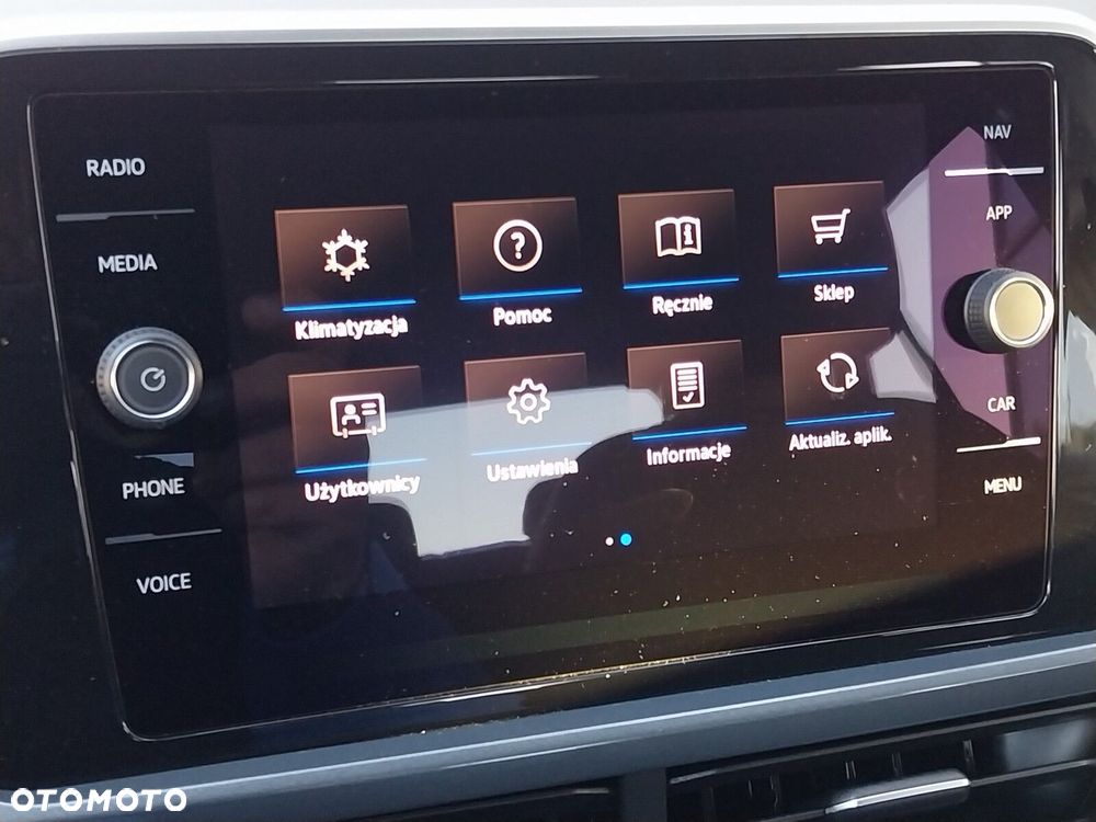 Volkswagen T-Roc - 21