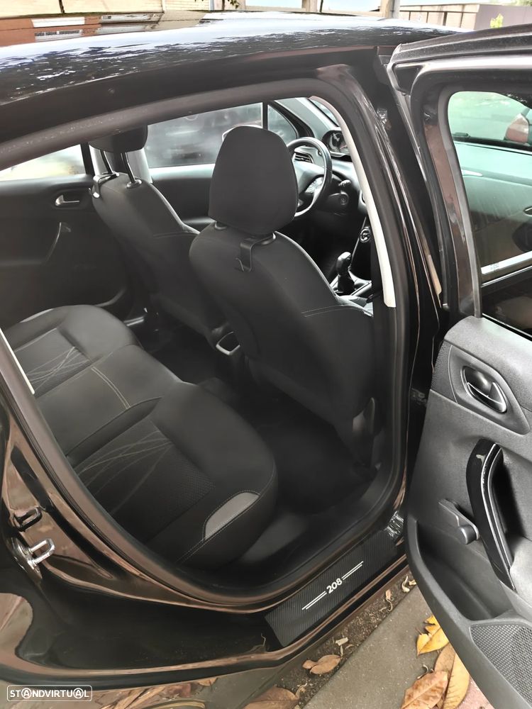 Peugeot 208 1.4 HDi - 13