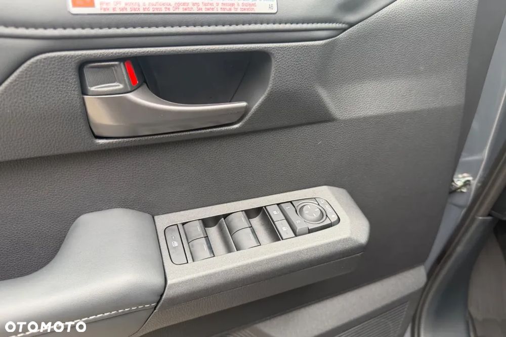 Toyota Hilux - 20