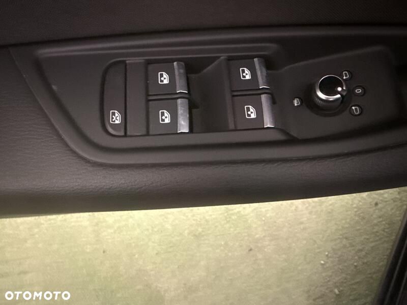 Audi A4 Limousine 35 TFSI mHEV S Line S tronic - 12