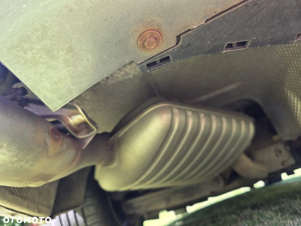 BMW Seria 3 318d DPF - 34