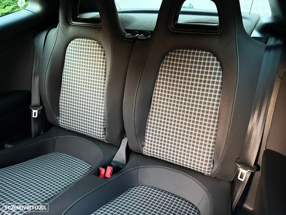 VW Scirocco 2.0 TDI Sport - 19