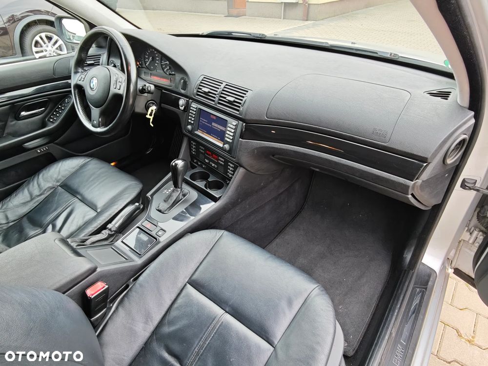 BMW Seria 5 - 16