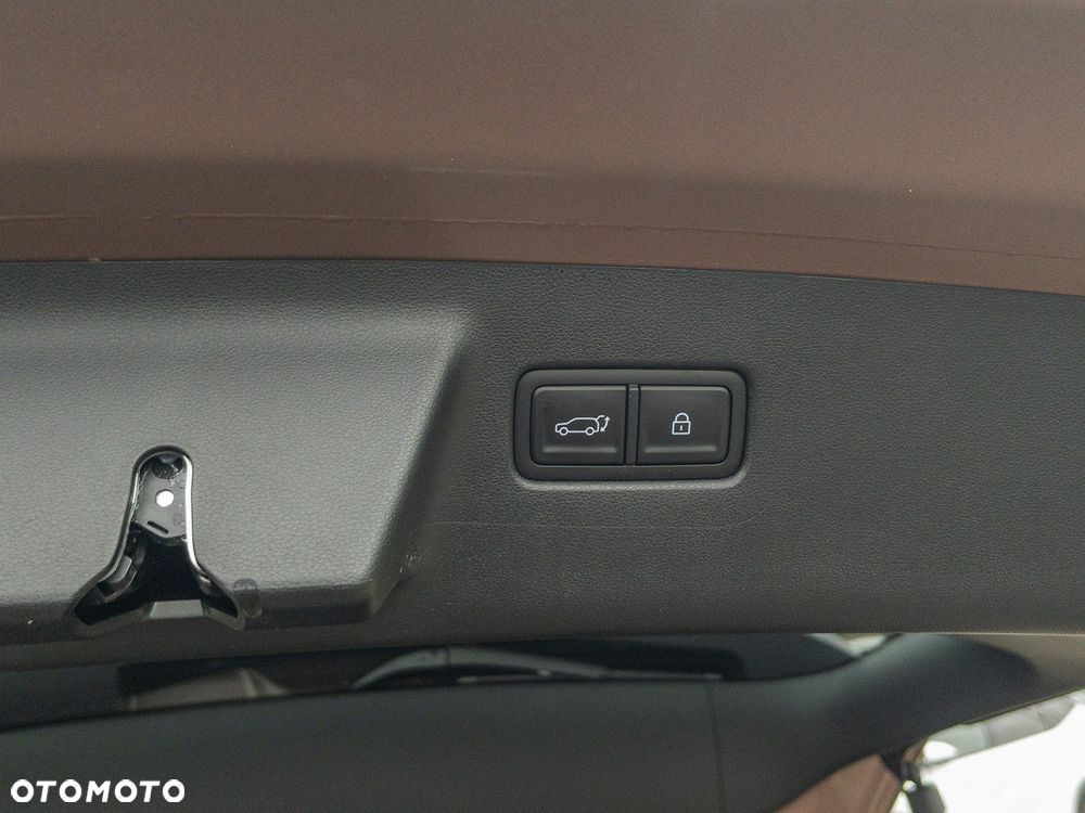 Hyundai Santa Fe - 36