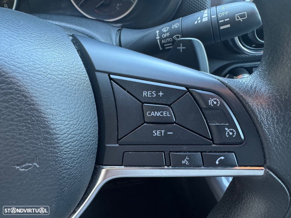 Nissan Juke 1.0 DIG-T N-Connecta DCT - 17