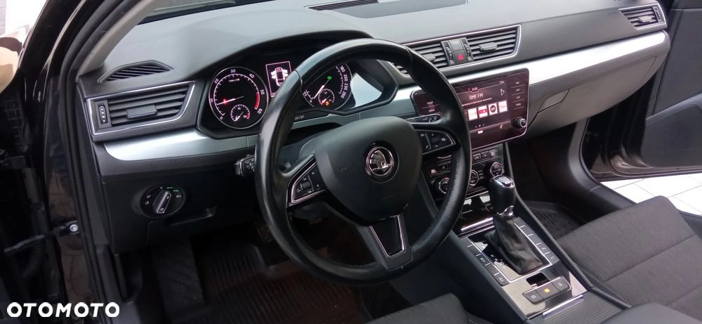 Skoda Superb 2.0 TDI Ambition DSG - 19