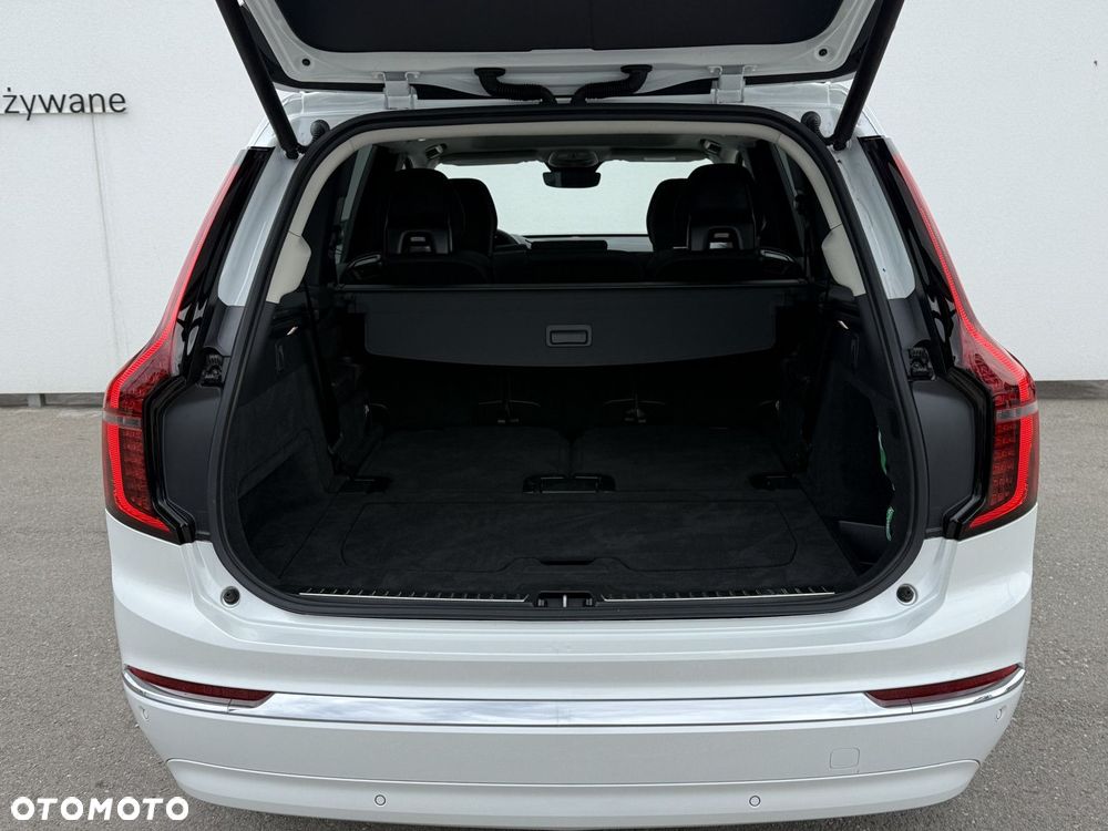Volvo XC 90 - 8