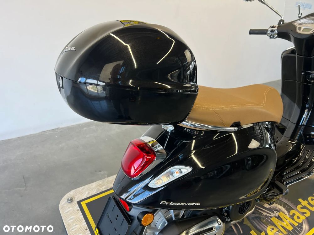 Piaggio Vespa - 36