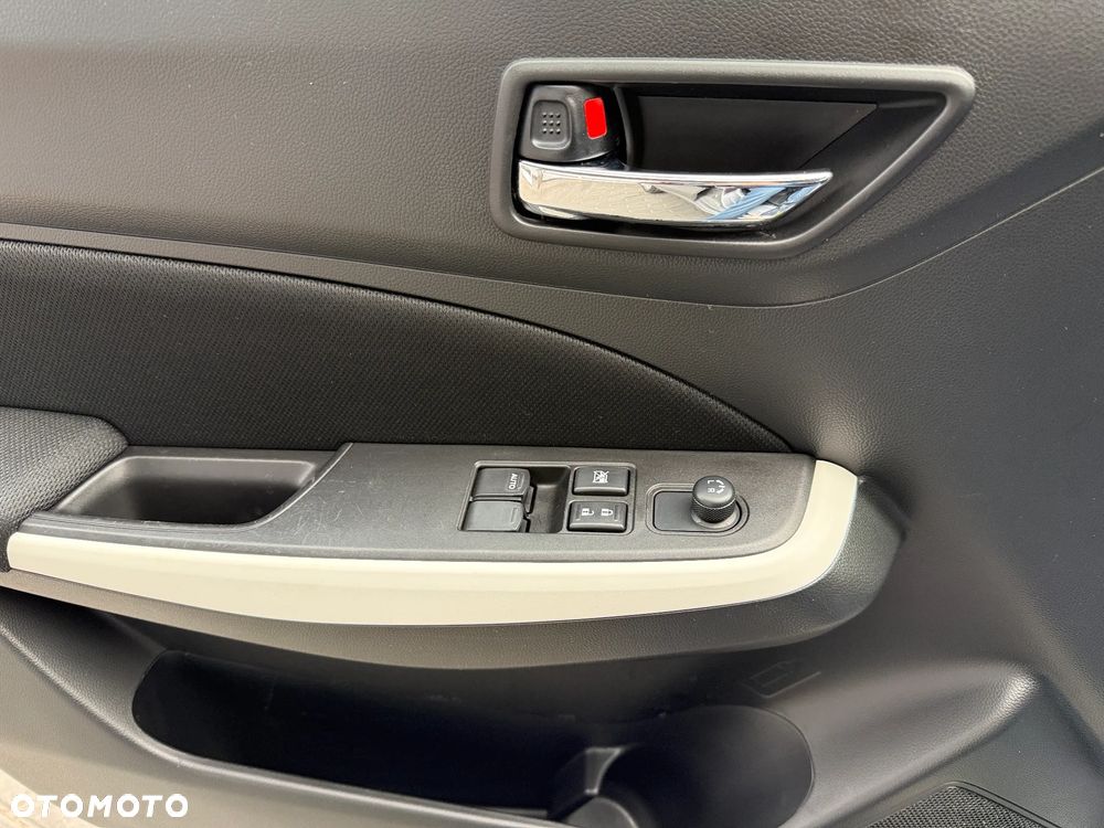 Suzuki Swift 1.2 Premium Plus - 13