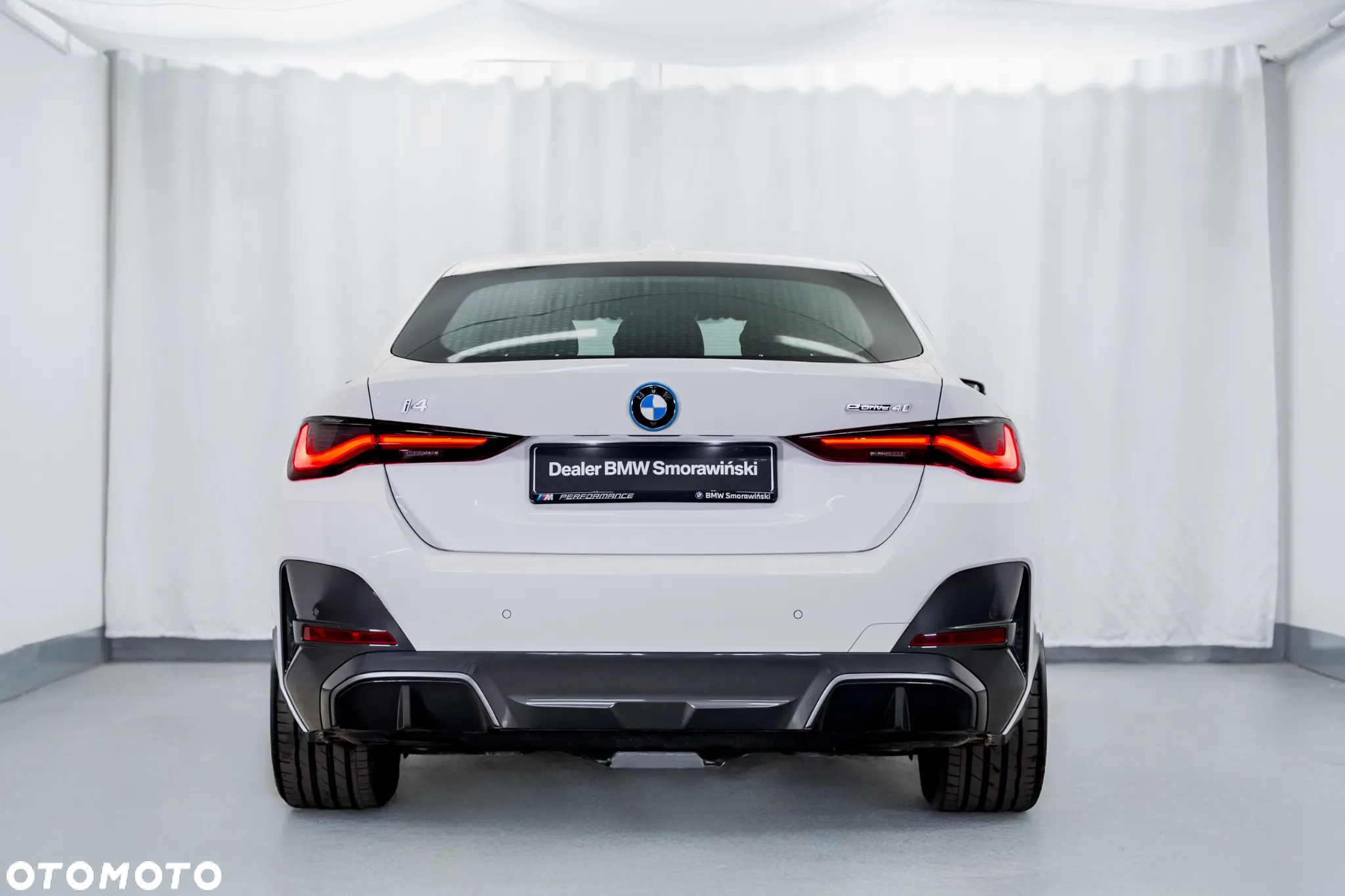 BMW i4 - 6