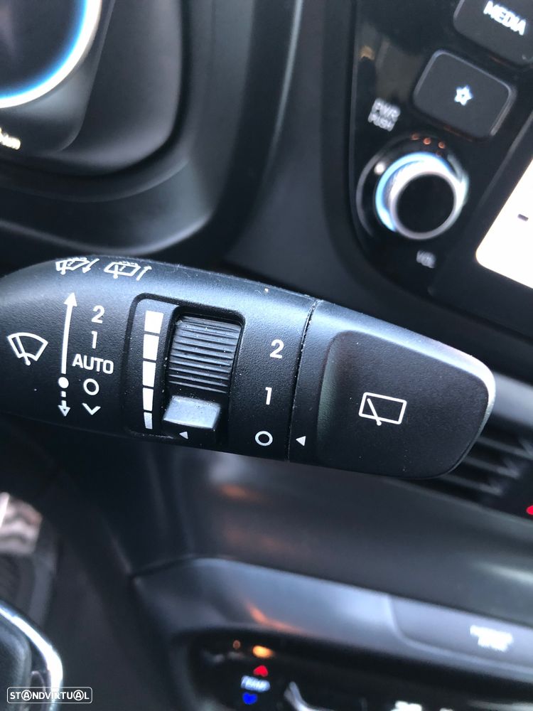 Hyundai Bayon 1.0 T-GDi Premium DCT - 38