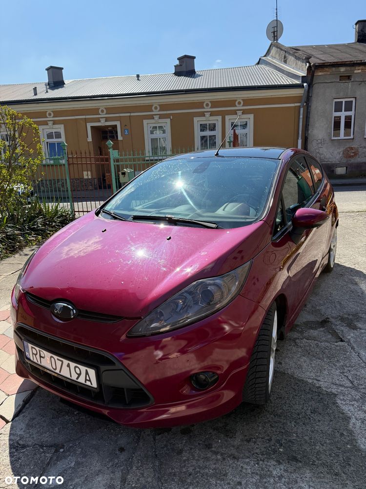 Ford Fiesta 1.6 Sport - 11