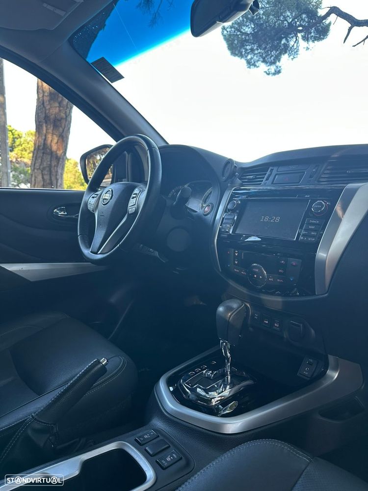 Nissan Navara 2.3 dCi CD 4WD Tekna AT - 14