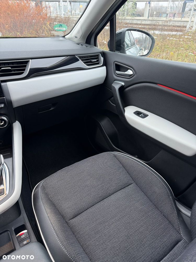 Renault Captur TCe Mild Hybrid 140 EDC GPF TECHNO - 17