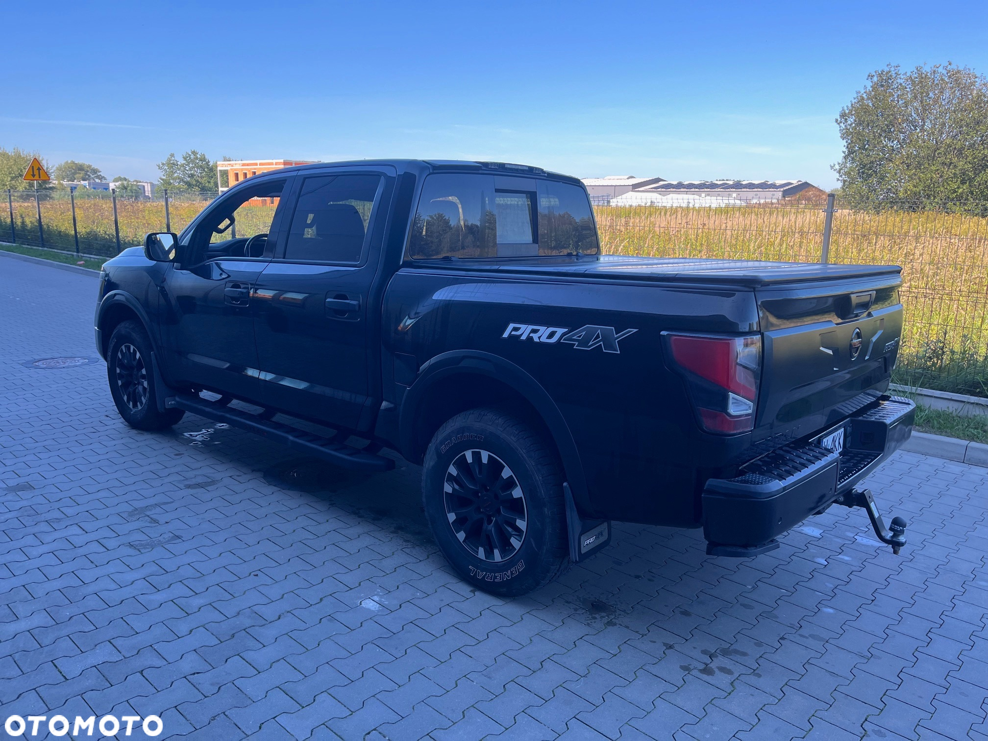 Nissan Titan - 6
