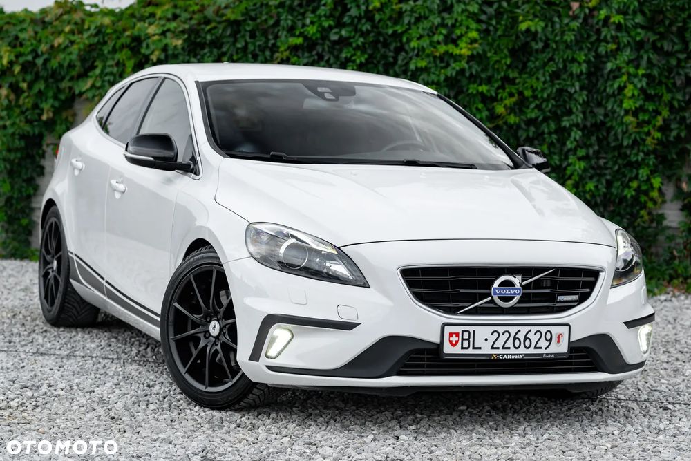Volvo V40 - 2