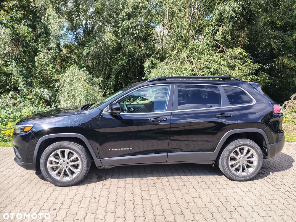Jeep Cherokee - 5