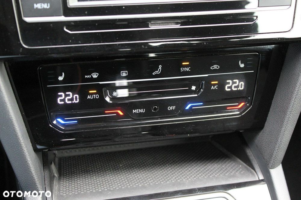 Volkswagen Passat 1.5 TSI EVO Business DSG - 16