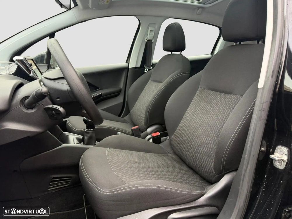 Peugeot 208 1.2 PureTech Allure - 11