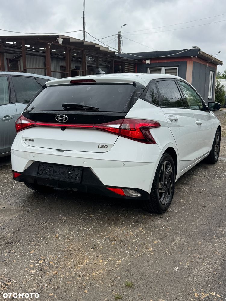 Hyundai i20 - 3