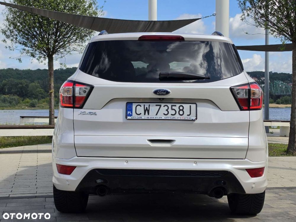 Ford Kuga - 34