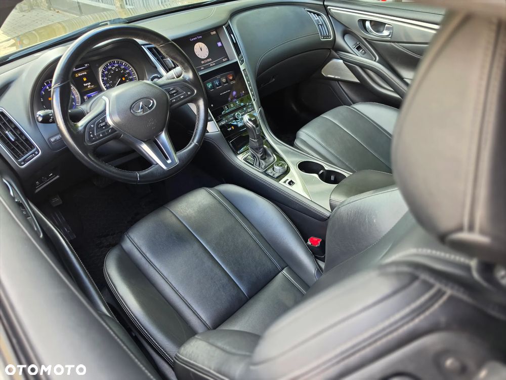 Infiniti Q60 Q60S 3.0t AWD Sport - 16
