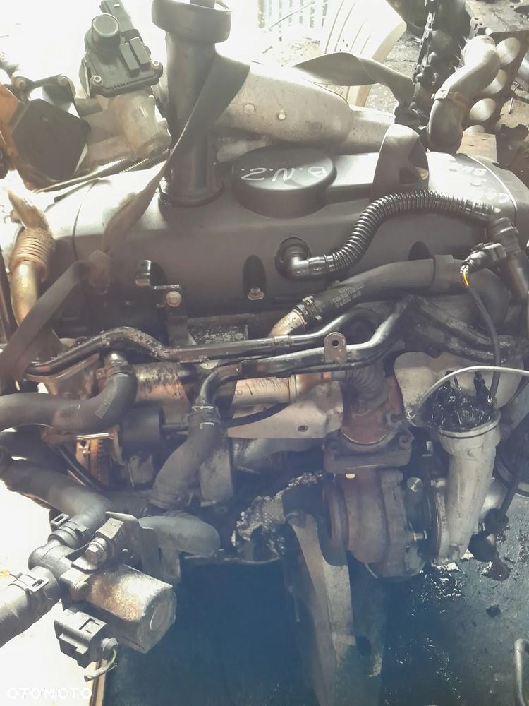 Silnik kompletny VW T5 2.5 TDI BNZ - 4