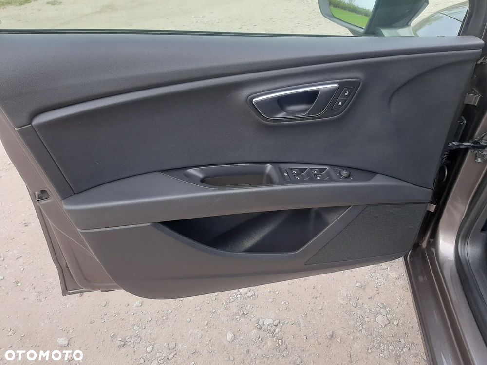 Seat Leon 1.6 TDI ECOMOTIVE Style - 32