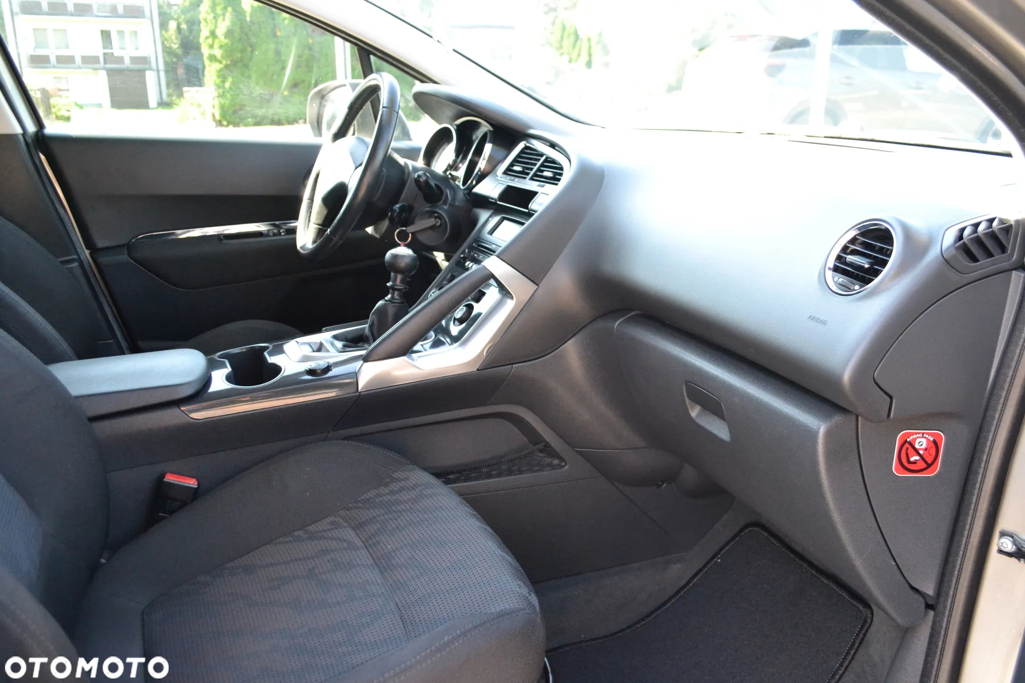 Peugeot 3008 HDi FAP 110 Premium - 9