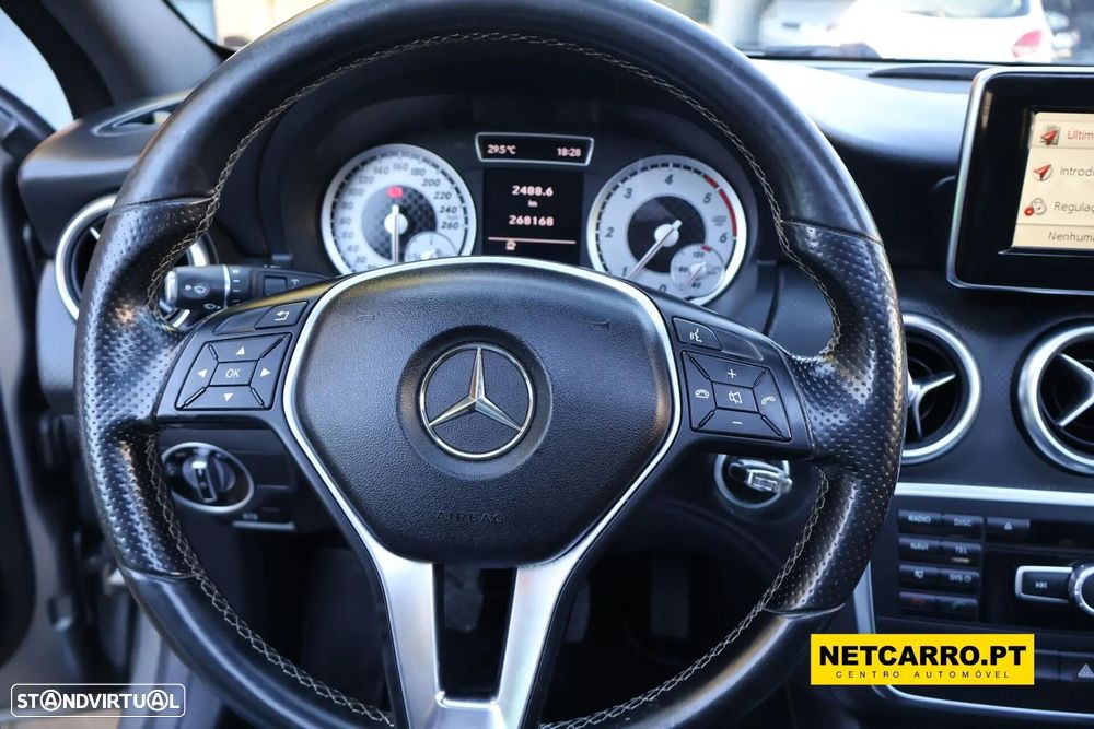 Mercedes-Benz A 180 d Business Solutions AMG - 9