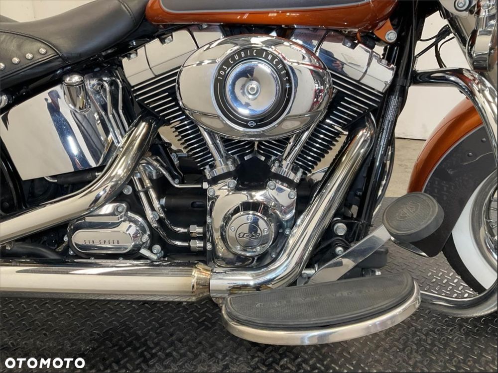 Harley-Davidson Softail Heritage Classic - 6