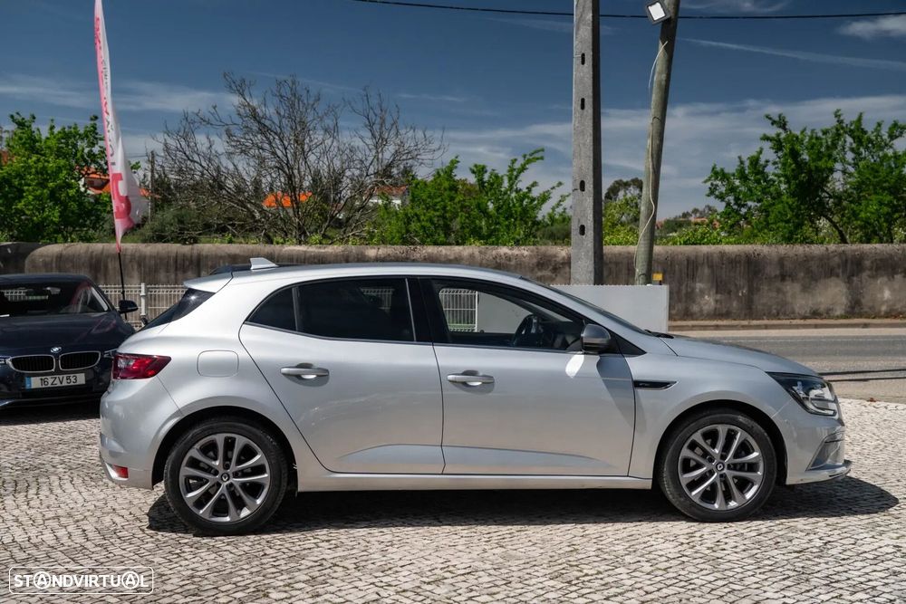 Renault Mégane - 6