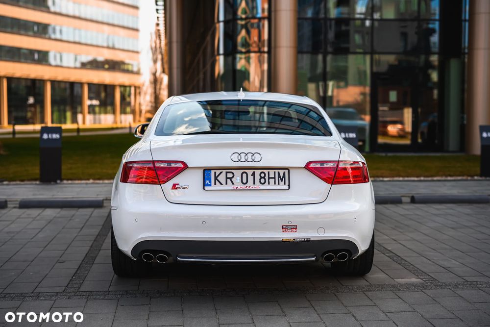 Audi S5 Coupé - 6