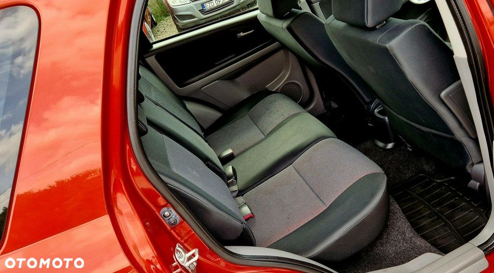 Suzuki SX4 - 29