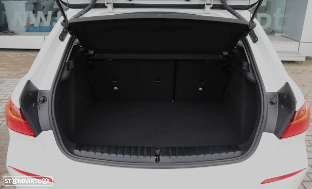 BMW 118 i Auto - 31