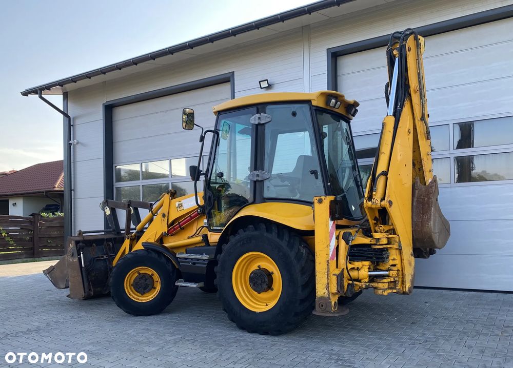 JCB 3cx Koparko ładowarka - 6