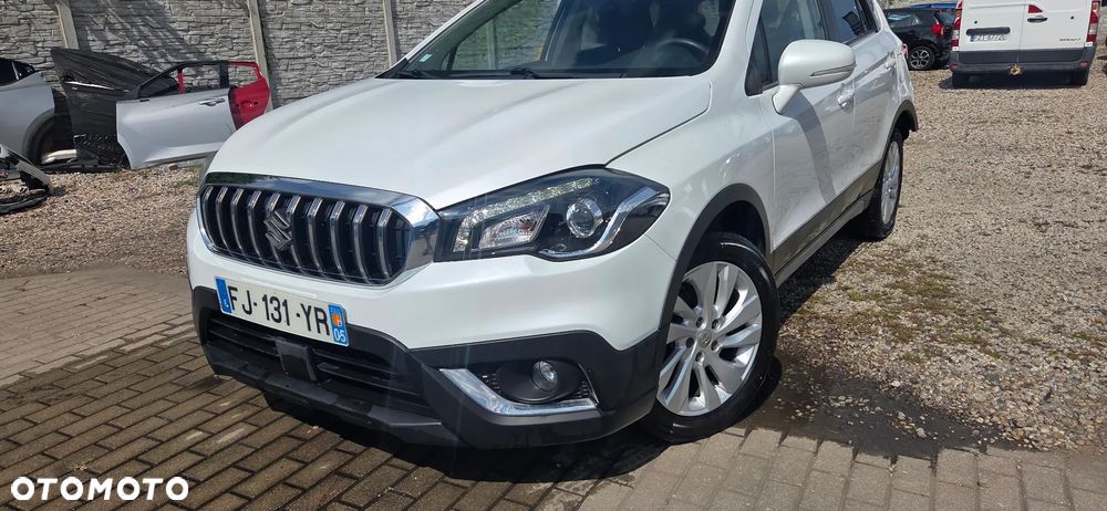 Suzuki S-Cross - 1