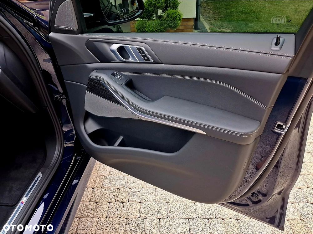 BMW X5 xDrive40i - 25
