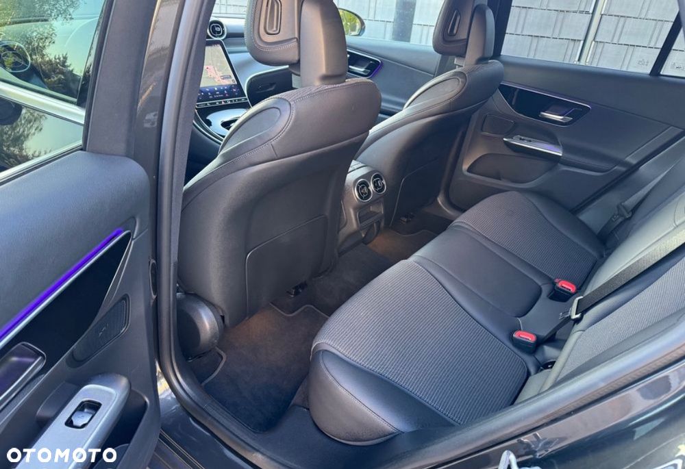 Mercedes-Benz GLC 220 d 4Matic 9G-TRONIC - 12