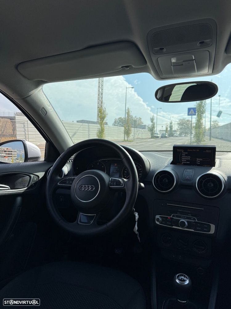 Audi A1 Sportback 1.4 TDI S-line - 9