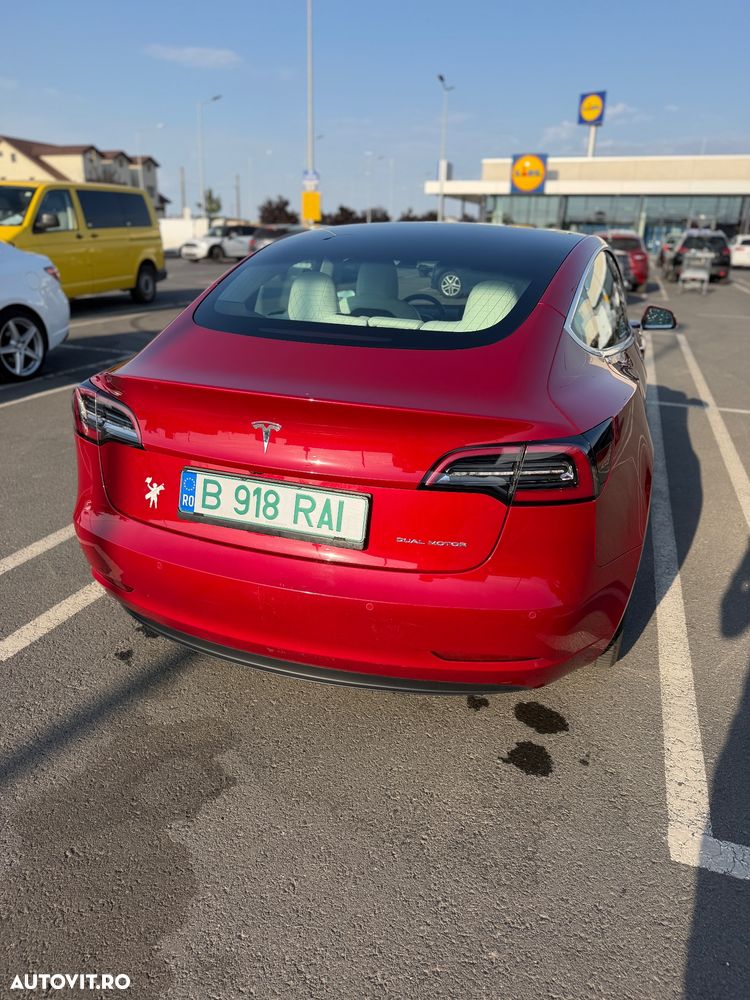 Tesla Model 3 Langstreckenbatterie Allradantrieb Dual Motor - 17