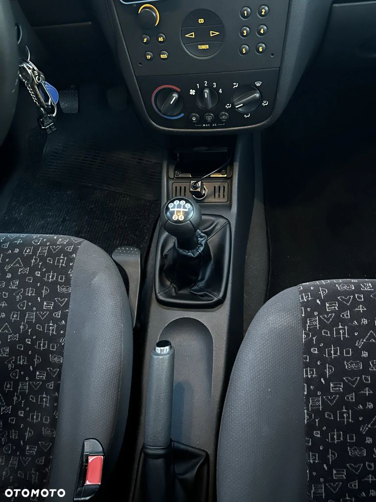 Opel Corsa 1.2 16V Elegance - 10