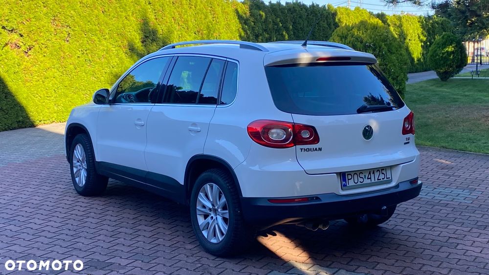 Volkswagen Tiguan - 12