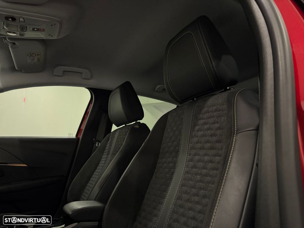 Peugeot e-208 50 kWh Allure - 30