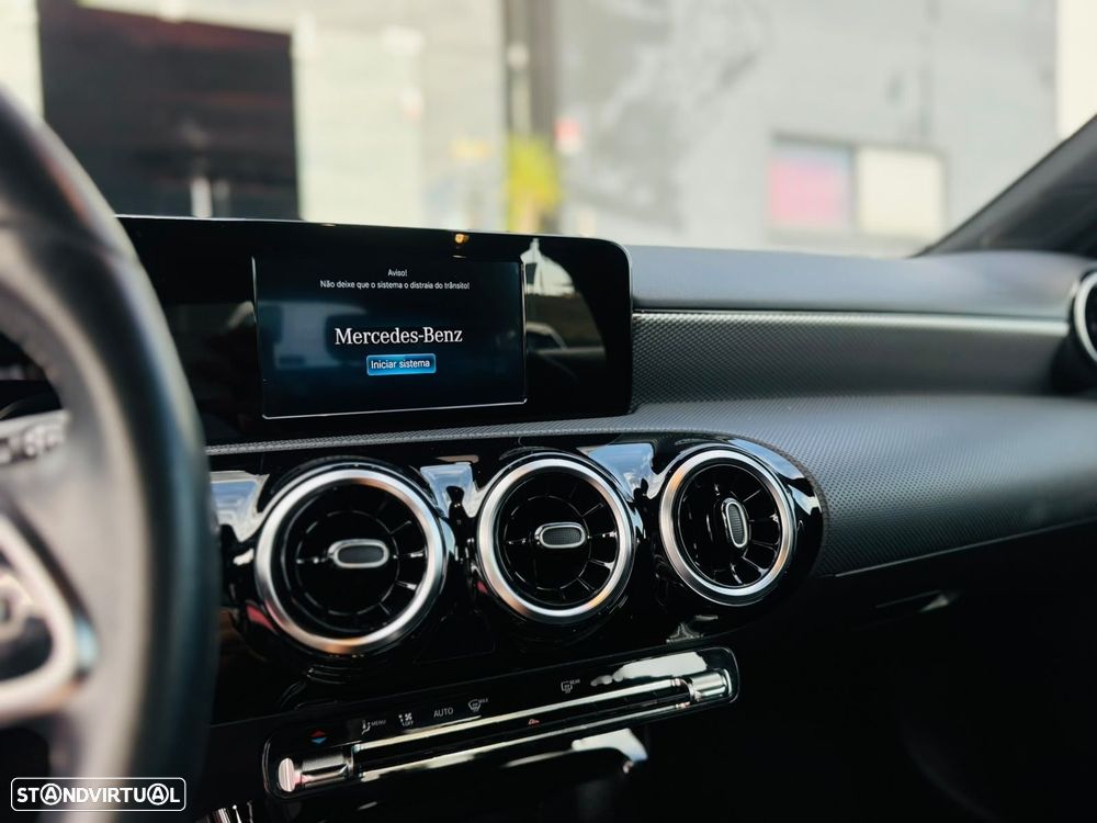 Mercedes-Benz A 250 e 8G-DCT Progressive - 27