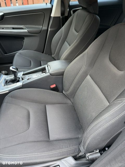 Volvo XC 60 D4 Drive-E Kinetic - 18
