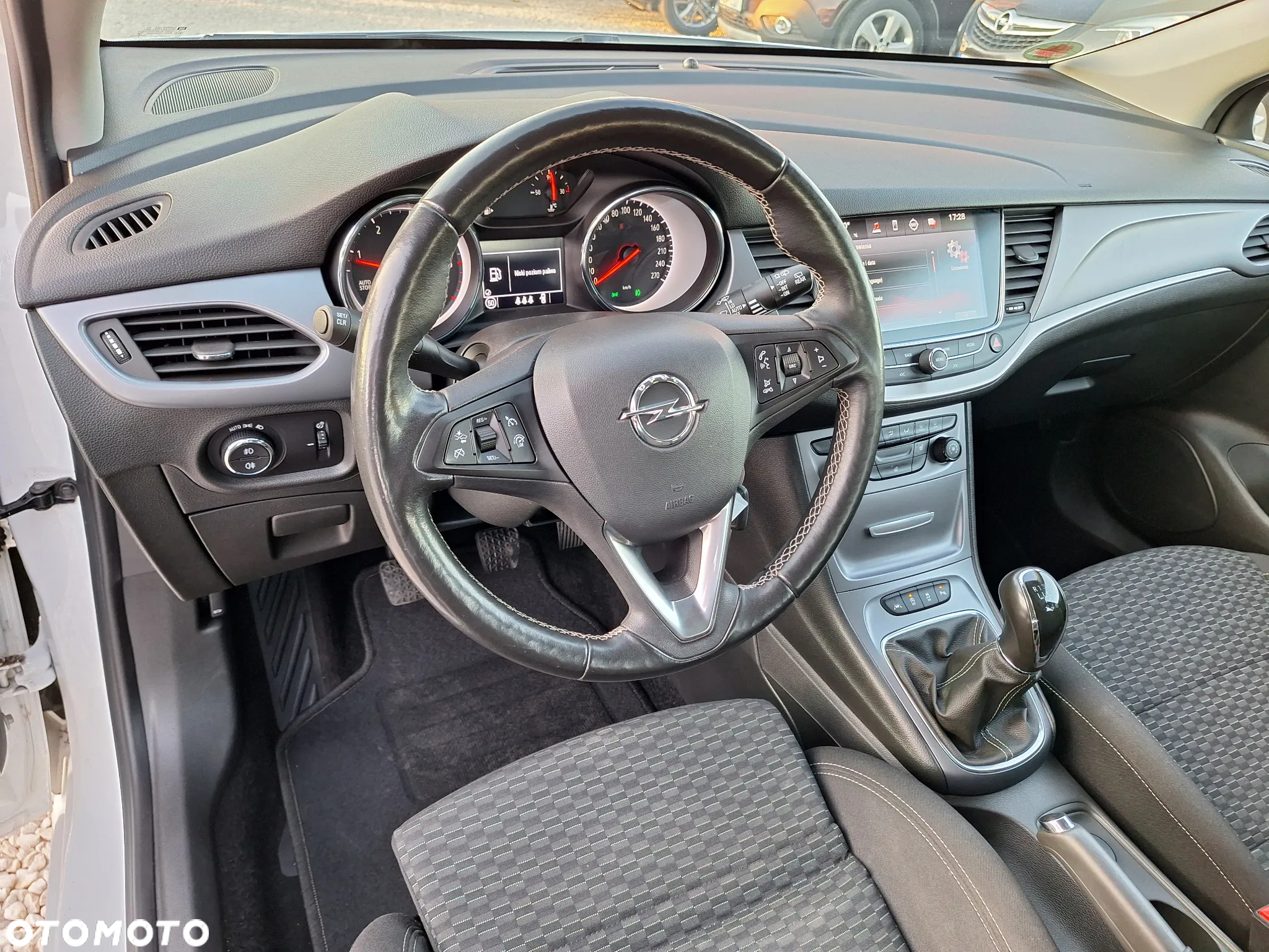 Opel Astra 1.6 CDTI Sports Tourer Active - 16