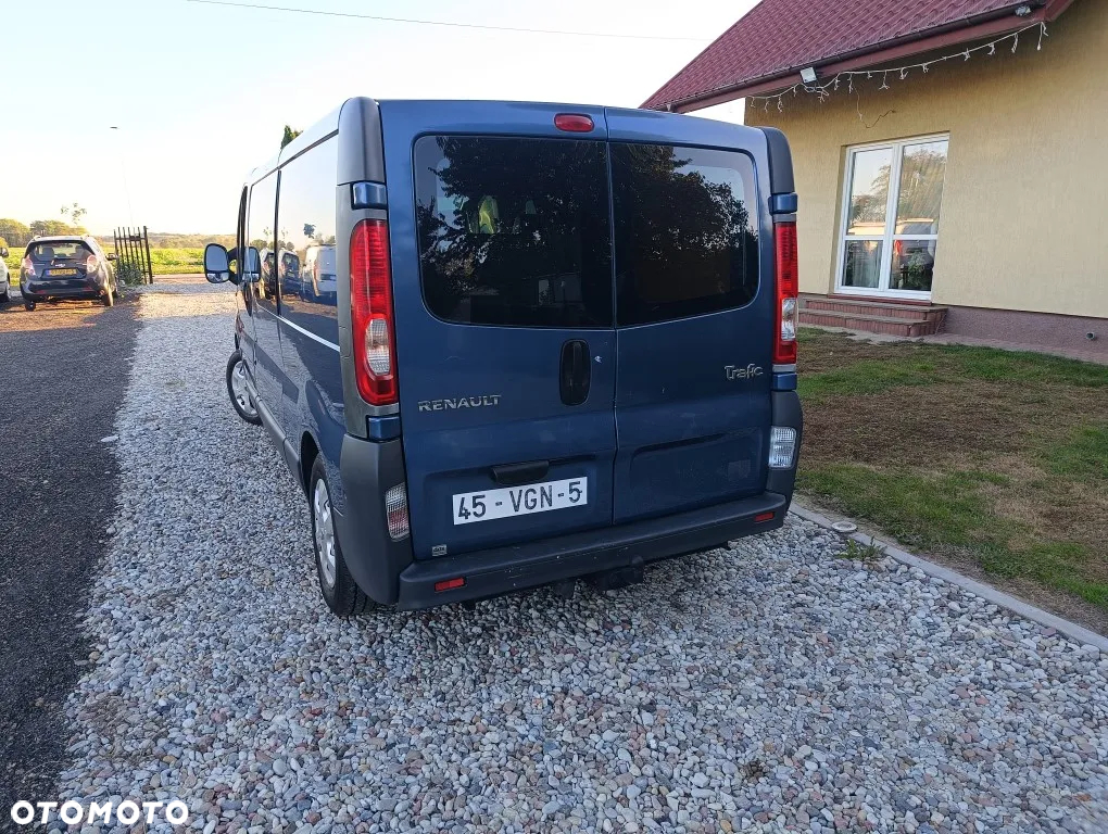 Renault Trafic 2.0 dCi 115 Combi L2H1 - 16